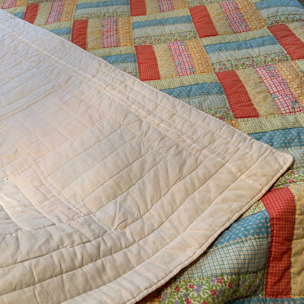 Patch Design Colorful quilt - Picture 7 of 7